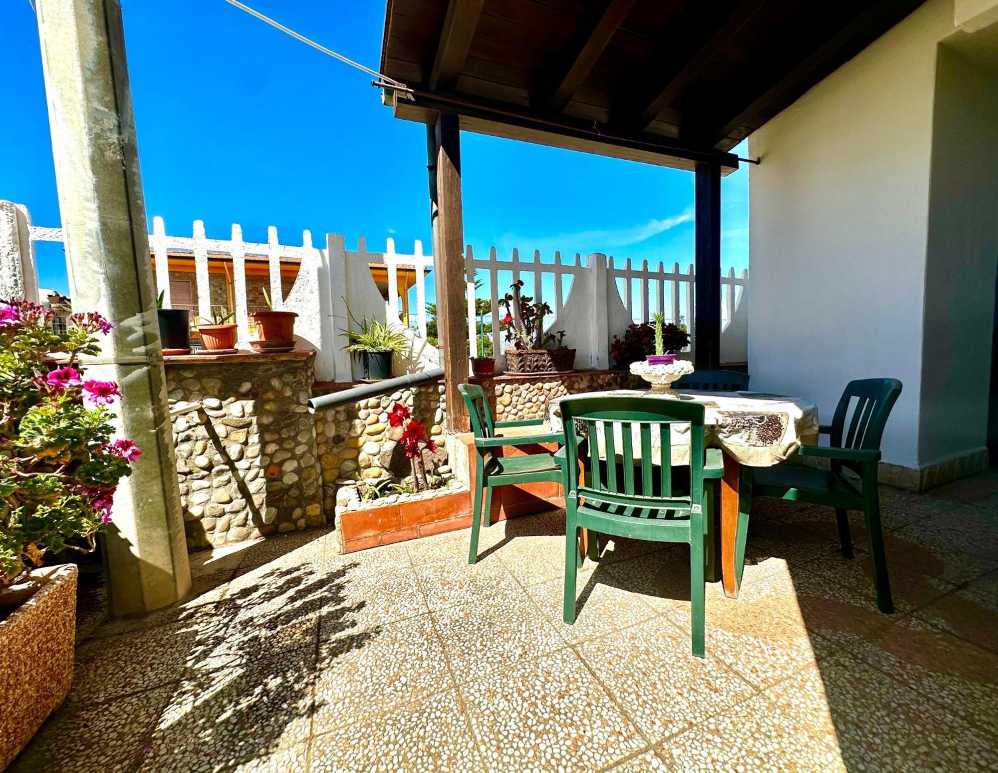 Apartament Casa Del Sole Campofelice Di Roccella Zewnętrze zdjęcie